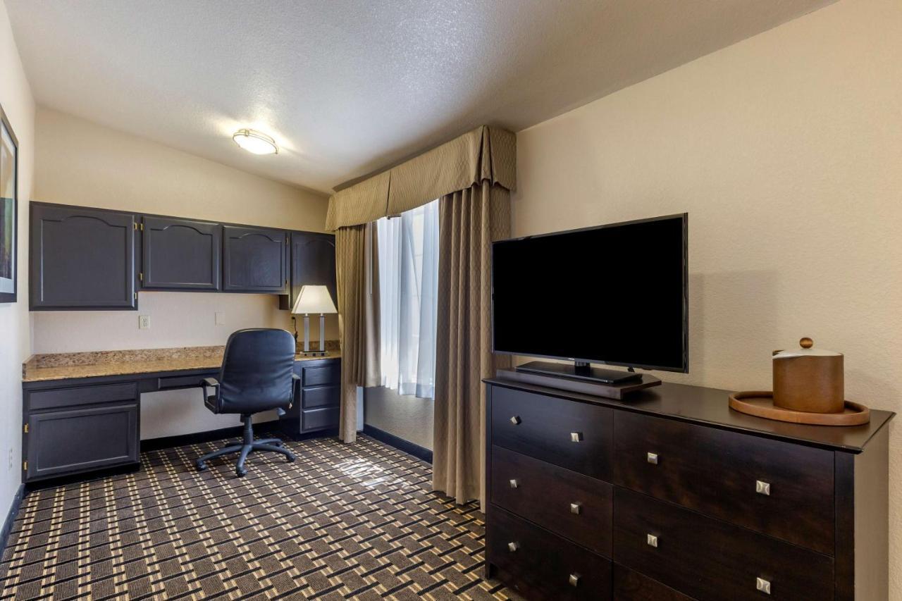 Best Western Plus Las Vegas West Esterno foto