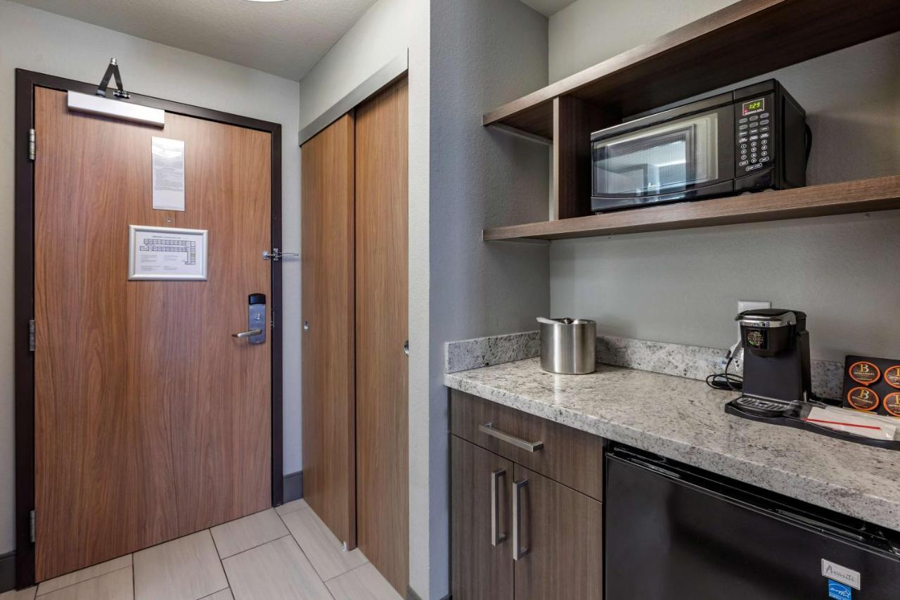 Best Western Plus Las Vegas West Esterno foto